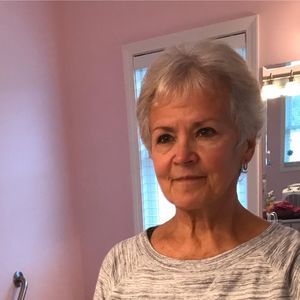 Meet your Posher, Cynthia